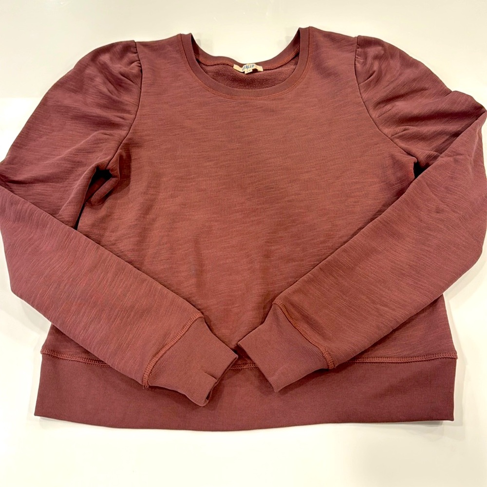 Leallo Puff Sleeve Crew size M